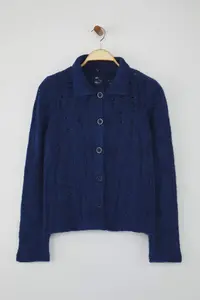 TRENDYOLMİLLA Indigo Fitted Boucle Thread Knitwear Cardigan - Image 5