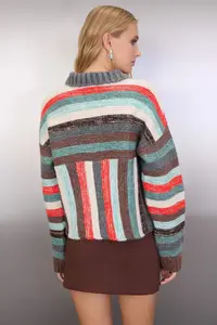 TRENDYOLMİLLA Multicolored Soft textured Knitwear Cardigan - Image 4