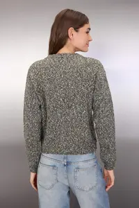 TRENDYOLMİLLA Khaki Boucle Thread Knitwear Cardigan - Image 4