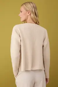 TRENDYOLMİLLA Stone Soft textured 2 Sets Knitwear Blouse-Cardigan Set - Image 4