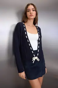 TRENDYOLMİLLA Navy Blue Cotton Blended Knitwear Cardigan