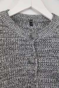 TRENDYOLMİLLA Gray Crop gradient Knitwear Cardigan - Image 6