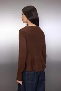 TRENDYOLMİLLA Brown Crew Neck Skirt Ucu with flywheel Knitwear Cardigan - Image 4