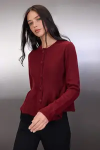 TRENDYOLMİLLA Burgundy Crew Neck Skirt Ucu with flywheel Knitwear Cardigan