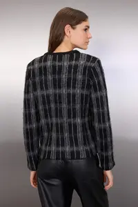 TRENDYOLMİLLA Anthracite Soft textured Jacket Look Knitwear Cardigan - Image 4