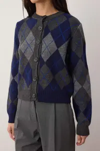 TRENDYOLMİLLA Navy Blue Crew Neck Baklava/Plaid Patterned Knitwear Cardigan - Image 2