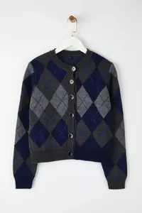TRENDYOLMİLLA Navy Blue Crew Neck Baklava/Plaid Patterned Knitwear Cardigan - Image 5