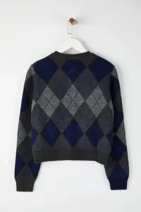 TRENDYOLMİLLA Navy Blue Crew Neck Baklava/Plaid Patterned Knitwear Cardigan - Image 6