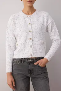 TRENDYOLMİLLA Ecru Soft textured Knitwear Cardigan - Image 3