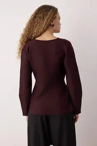 TRENDYOLMİLLA Burgundy Double breasted Binding Detailed Knitwear Cardigan - Image 4