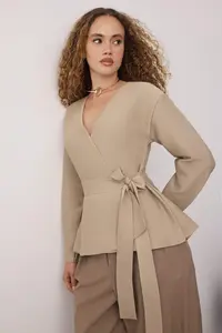 TRENDYOLMİLLA Stone Double breasted Binding Detailed Knitwear Cardigan - Image 2