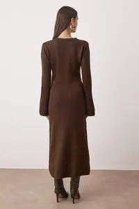 TRENDYOLMİLLA Brown Soft textured V-neck Cardigan/Dress Dual Use Knitwear Cardigan - Image 4