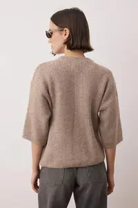 TRENDYOLMİLLA Wardrobe Essentials Mink Soft textured Wide Pattern Short Sleeve Basic Knitwear Cardigan | - Image 4