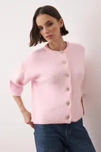 TRENDYOLMİLLA Wardrobe Essentials Pink Soft textured Wide Pattern Short Sleeve Basic Knitwear Cardigan |