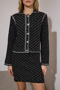 TRENDYOLMİLLA Black Jacket Yaka Simli Knitwear Cardigan - Image 3