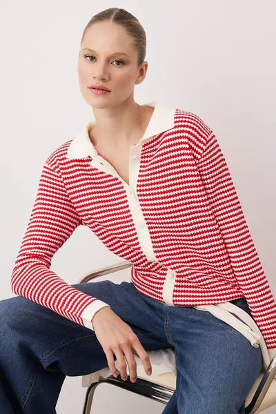 TWOAW26HI00263-RED_1