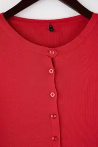 TRENDYOLMİLLA Red Soft textured Knitwear Cardigan - Image 6