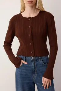 TRENDYOLMİLLA Brown Spanish Arm Knitwear Cardigan - Image 3