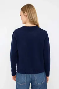 TRENDYOLMİLLA Navy Blue Crew Neck Soft textured Dog Embroidered Knitwear Cardigan - Image 4