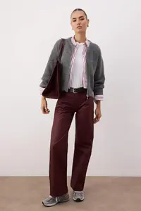 TRENDYOLMİLLA Gray Soft textured Basic Knitwear Cardigan - Image 2