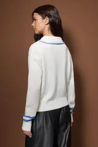 TRENDYOLMİLLA Ecru Kedi Patterned Polo Shirt Collar Knitwear Cardigan - Image 4