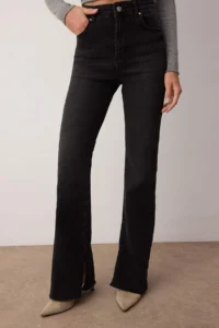 TRENDYOLMİLLA Black Slit Hem Detailed High Waist Middle Flexible Flare Smoke flared leg jeans - Image 3