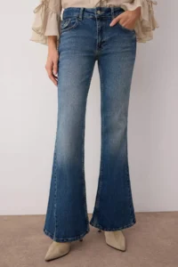 TRENDYOLMİLLA Mavi Stitching Detailed Low Waist comfort/Flexible Flare jeans - Image 3
