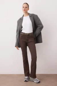 TRENDYOLMİLLA Brown High Waist Middle Flexible Flare flared leg jeans
