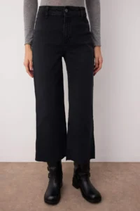 TRENDYOLMİLLA Black High Waist Cut-out comfort culotte jeans - Image 3