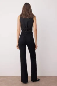TRENDYOLMİLLA Black Regular Waist comfort/Flexible Flare jeans - Image 4