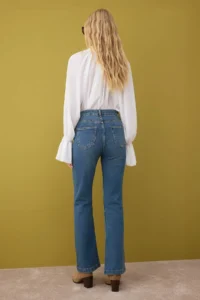 TRENDYOLMİLLA Mavi High Waist comfort/Flexible flared leg Flare jeans - Image 4