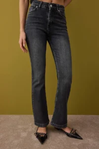 TRENDYOLMİLLA Anthracite High Waist Middle Flexible flared leg Flare jeans - Image 3