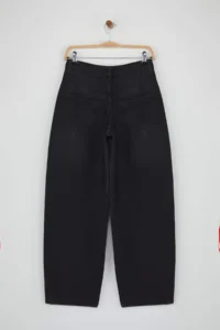 TRENDYOLMİLLA Black Regular Waist Loose Baggy Smoke jeans - Image 6