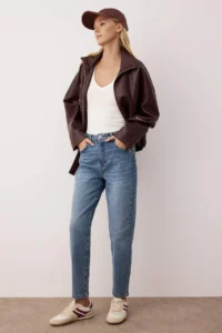 TRENDYOLMİLLA More Sustainable Blue High Waist comfort Mom jeans - Image 2
