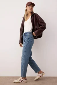 TRENDYOLMİLLA More Sustainable Blue High Waist comfort Mom jeans - Image 3