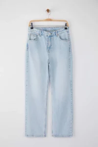 TRENDYOLMİLLA Light Blue High Waist Pipe Both Straight Plain Kesim jeans - Image 5