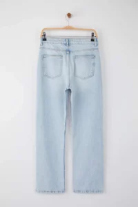 TRENDYOLMİLLA Light Blue High Waist Pipe Both Straight Plain Kesim jeans - Image 6