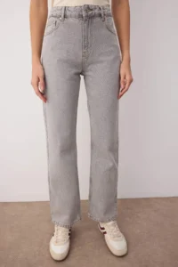 TRENDYOLMİLLA Gray High Waist Pipe Both Yeni Straight jeans - Image 3