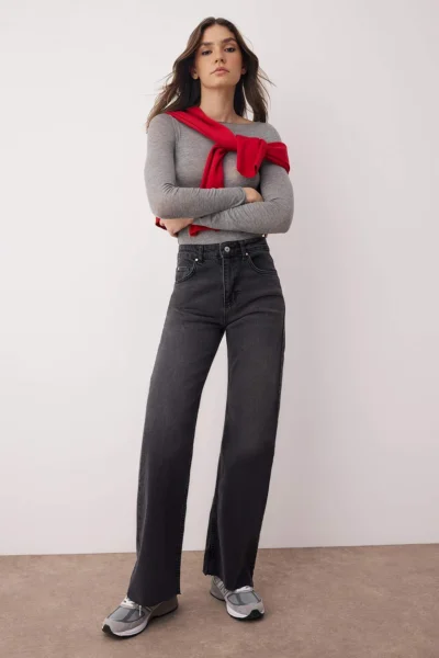 TWOAW26JE00081-BLACK_1