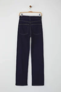 TRENDYOLMİLLA Dark Blue Regular Waist Plain Hem Middle Flexible Straight jeans - Image 6