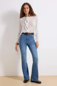 TRENDYOLMİLLA Mavi High Waist comfort/Flexible flared leg Flare jeans - Image 2