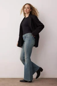 TRENDYOLMİLLA Mavi Regular Waist comfort/Flexible Arka Pocket Detail Flare Bootcut jeans - Image 2