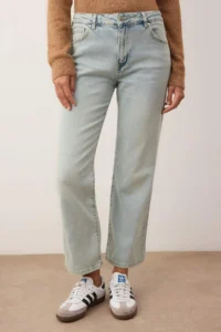 TRENDYOLMİLLA Light Blue Regular Waist comfort Bootcut Straight jeans - Image 3