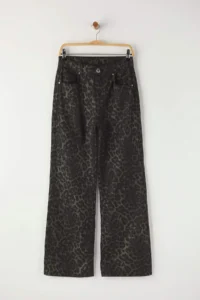 TRENDYOLMİLLA Multicolored Leopard Patterned High Waist Wide Leg Wide Leg jeans - Image 5