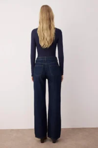 TRENDYOLMİLLA Dark Blue High Waist Belt Detailed Wide Leg Wide Leg 100% Cotton Non-Stretch jeans - Image 4