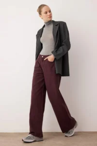 TRENDYOLMİLLA Burgundy Regular Waist Loose Baggy jeans - Image 3