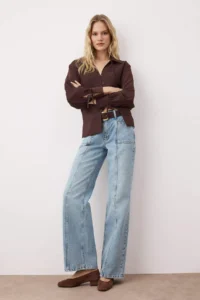 TRENDYOLMİLLA Mavi Stitching and Pocket Detail Low Waist Wide Leg jeans - Image 2