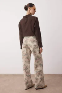 TRENDYOLMİLLA Multicolored flower patterned High Waist Wide Leg jeans - Image 4