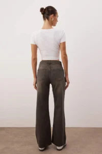 TRENDYOLMİLLA Brown  High Waist Wide Leg jeans - Image 4