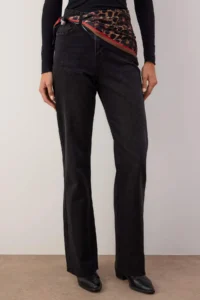 TRENDYOLMİLLA Black Leopard Patterned Scarf Detailed High Waist Wide Leg jeans - Image 4